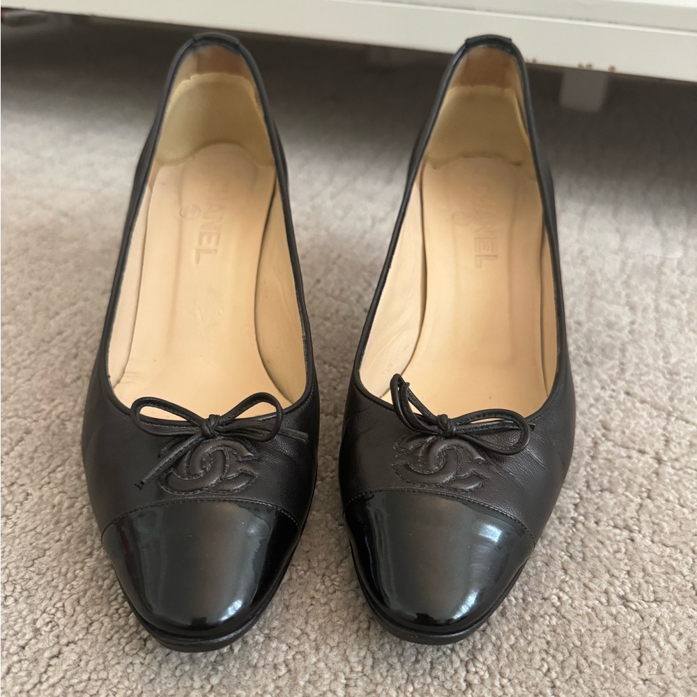 Channel Pump Heels